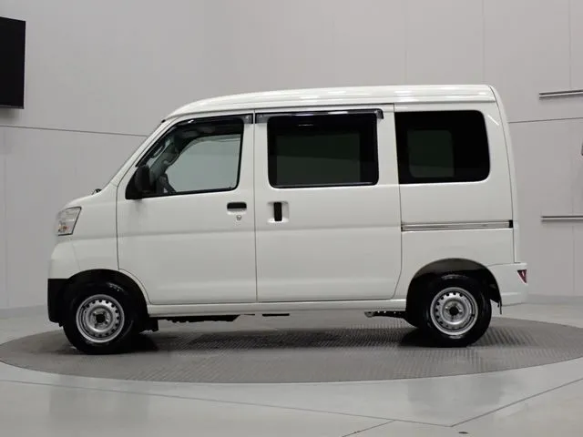 ダイハツ ハイゼットカーゴ