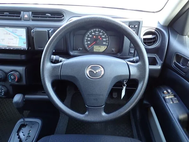 ファミリアバン 2WD(マツダ)の車両写真