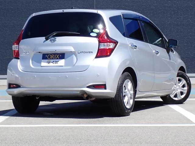 ニッサン　ノート