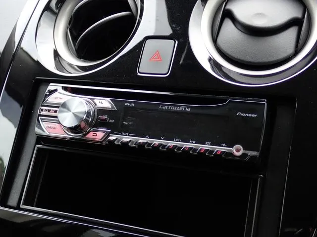 ニッサン　ノート