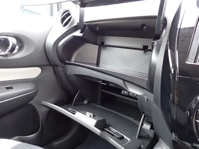 ニッサン　ノート