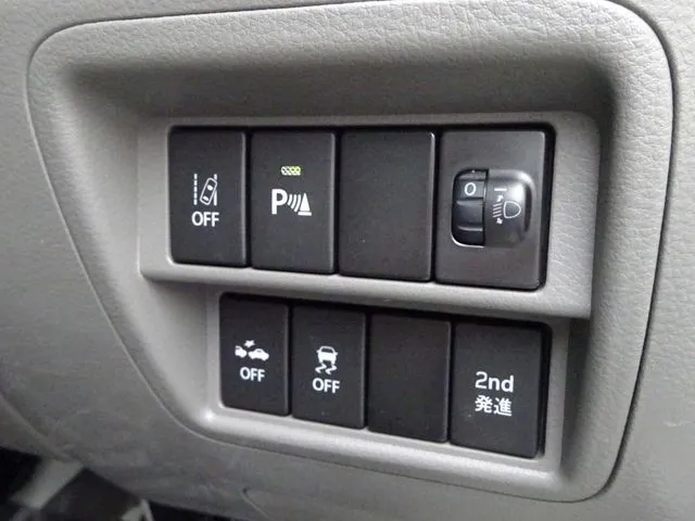 ニッサン　ＮＶ１００クリッパー