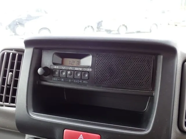 ニッサン　ＮＶ１００クリッパー