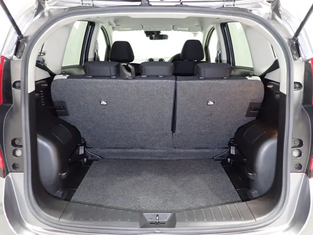 ニッサン　ノート