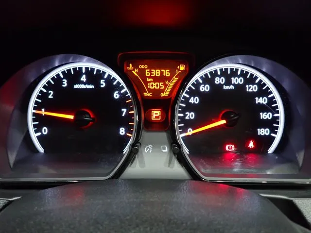 ニッサン　ノート