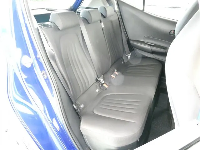 アクア（トヨタ）の車両写真