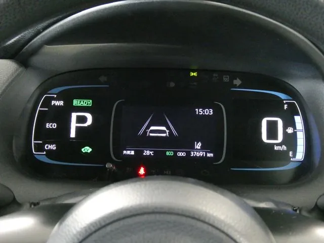 アクア（トヨタ）の車両写真