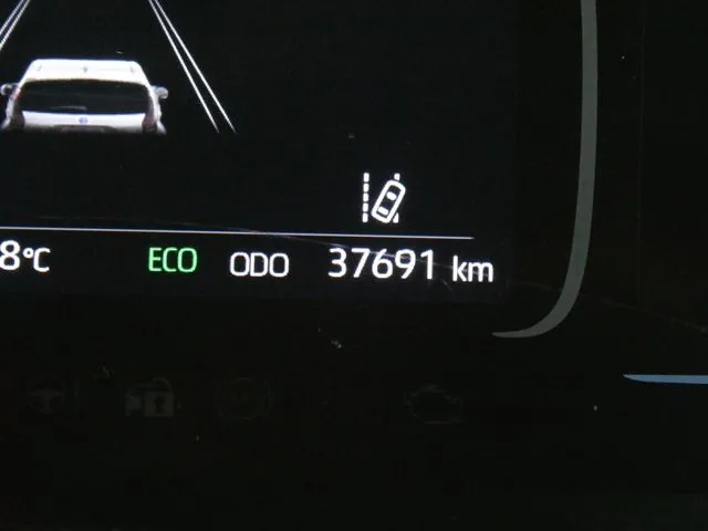 アクア（トヨタ）の車両写真