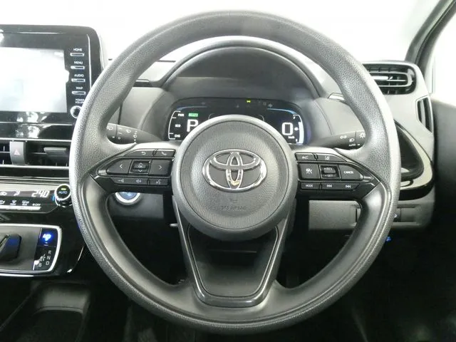 アクア（トヨタ）の車両写真