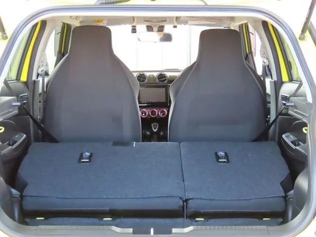 スイフト（スズキ）の車両写真