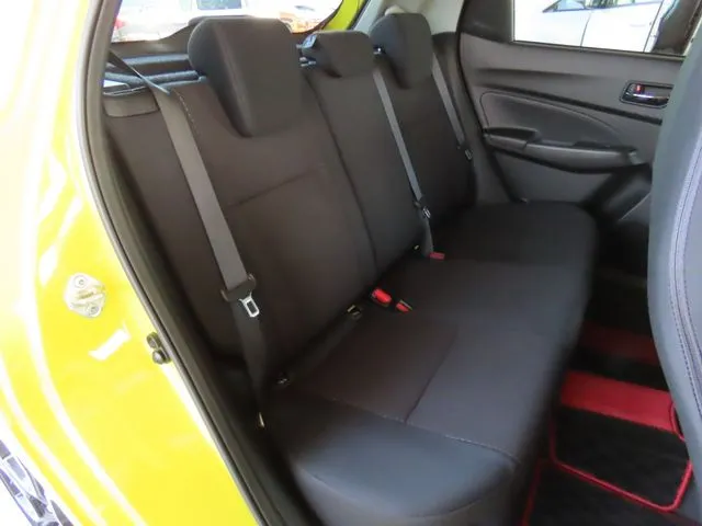 スイフト（スズキ）の車両写真