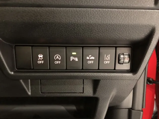 クロスビー（スズキ）の車両写真