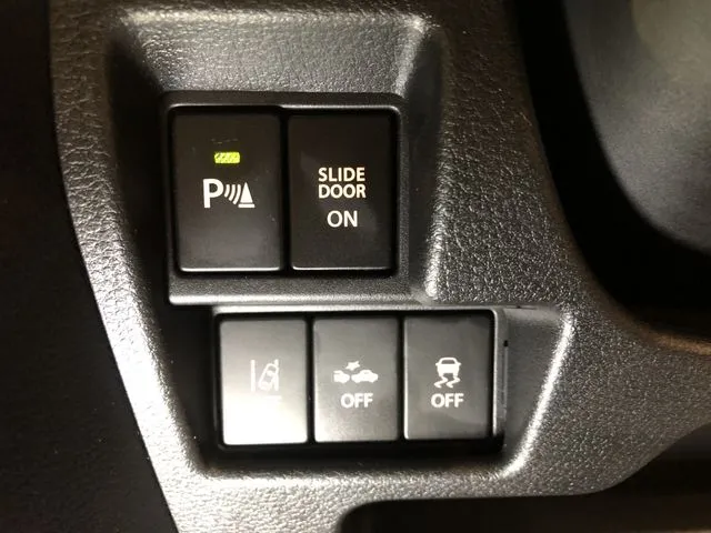 スズキ　スペーシア　ギア