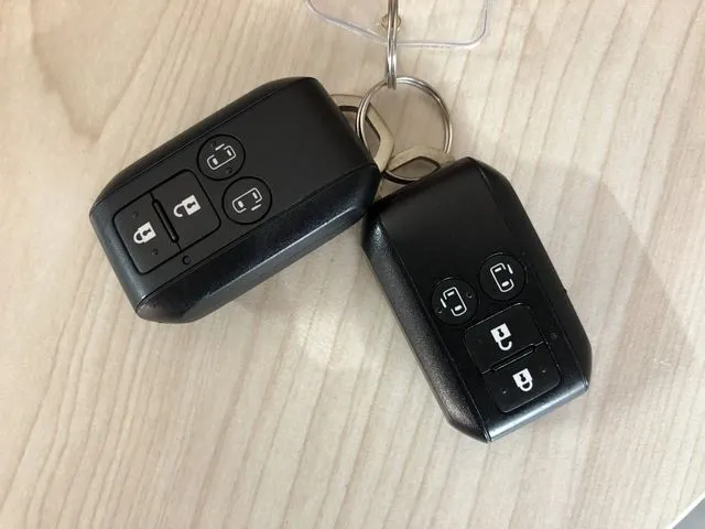 スズキ　スペーシア　ギア