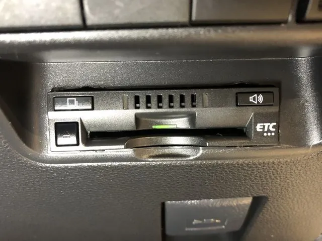 アクア（トヨタ）の車両写真