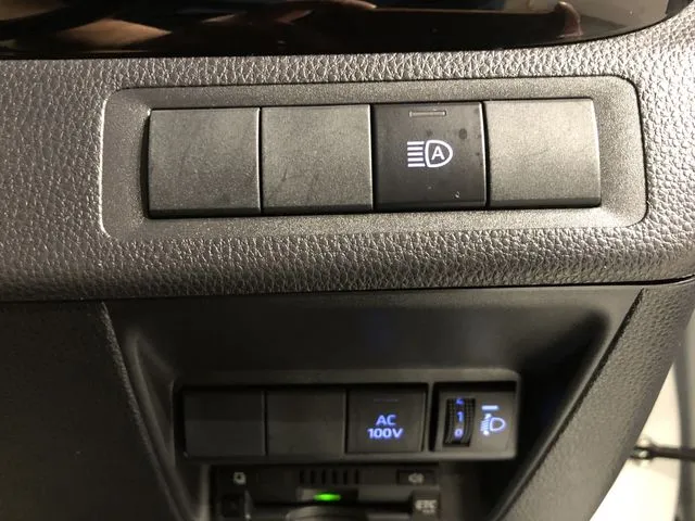 アクア（トヨタ）の車両写真