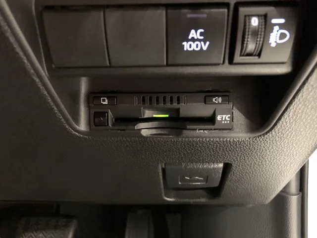 トヨタ　アクア