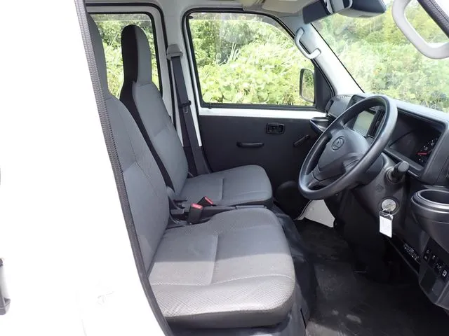 ダイハツ　ハイゼットカーゴ