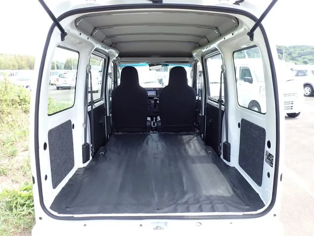 ダイハツ　ハイゼットカーゴ