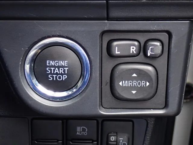 トヨタ　カローラフィールダー