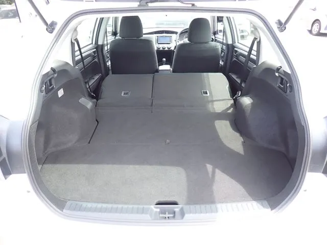 トヨタ　カローラフィールダー