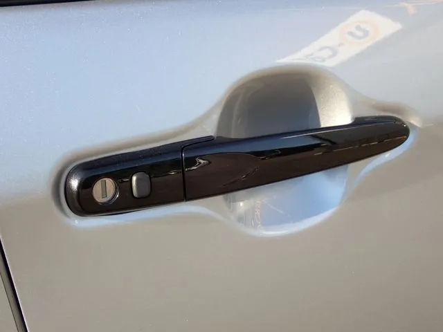 ブーン（ダイハツ）の車両写真