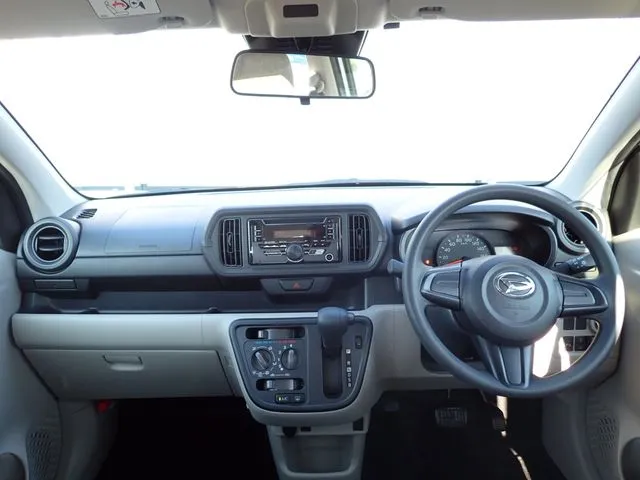 ブーン（ダイハツ）の車両写真