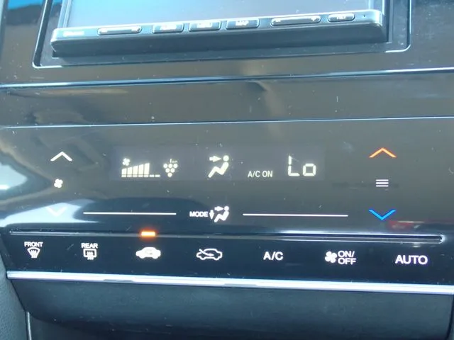 ホンダ　シャトル　ハイブリッド