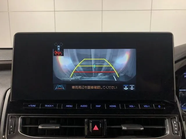 トヨタ　クラウン　セダン　ハイブリッド　４ＷＤ