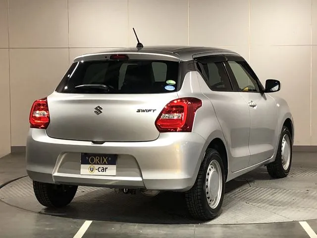 スズキ　スイフト　４ＷＤ