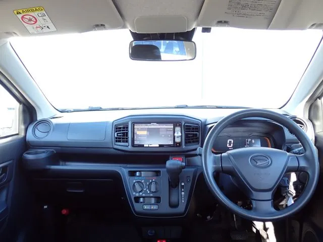 ダイハツ ミラ イース