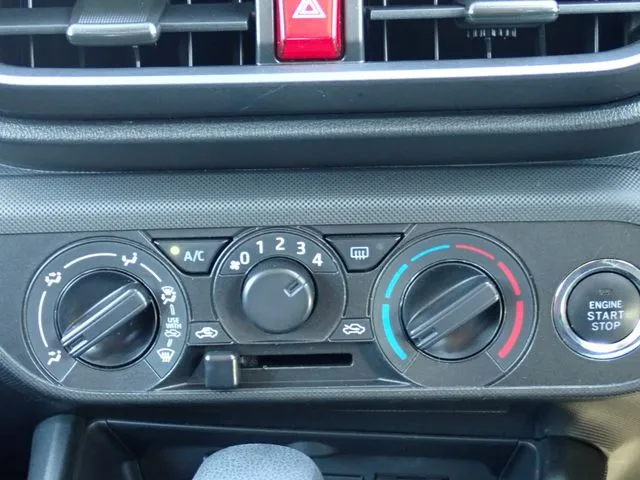 ダイハツ　ロッキー