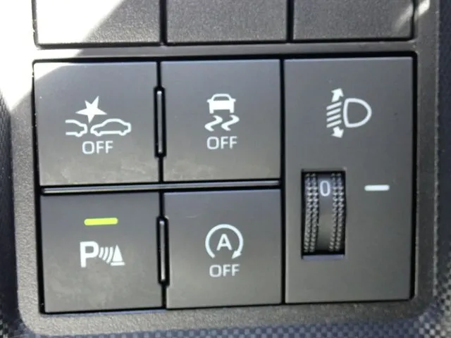 ダイハツ　ロッキー