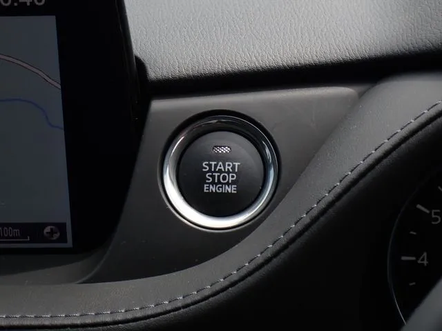 マツダ　ＭＡＺＤＡ６　セダン