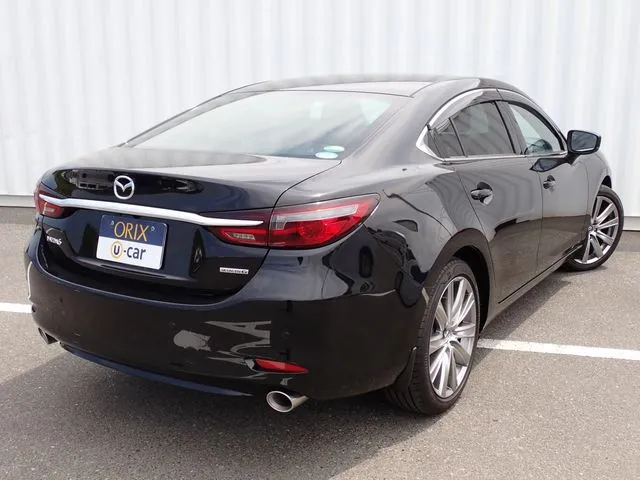 マツダ　ＭＡＺＤＡ６　セダン