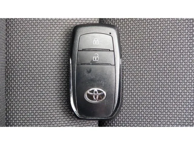 カローラ ツーリング ハイブリッド(トヨタ)の車両写真