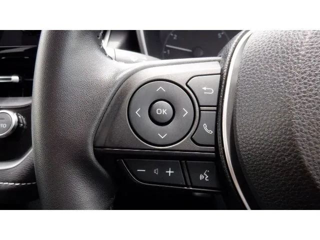 トヨタ　カローラ　ツーリング　ハイブリッド