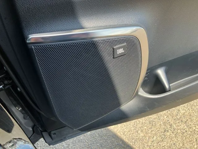 トヨタ　ヴェルファイア　４ＷＤ