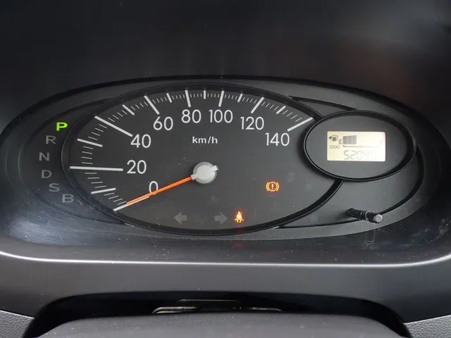 ミラバン(ダイハツ)の車両写真