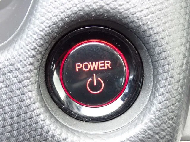 ホンダ　フィット　ｅ：ＨＥＶ