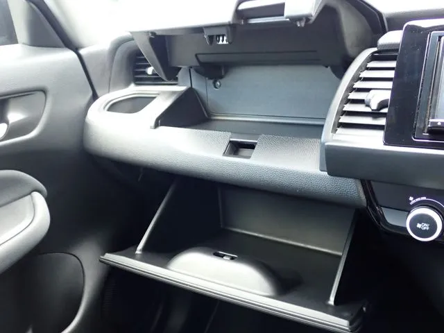 ホンダ　フィット　ｅ：ＨＥＶ