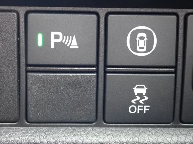 ホンダ　フィット　ｅ：ＨＥＶ