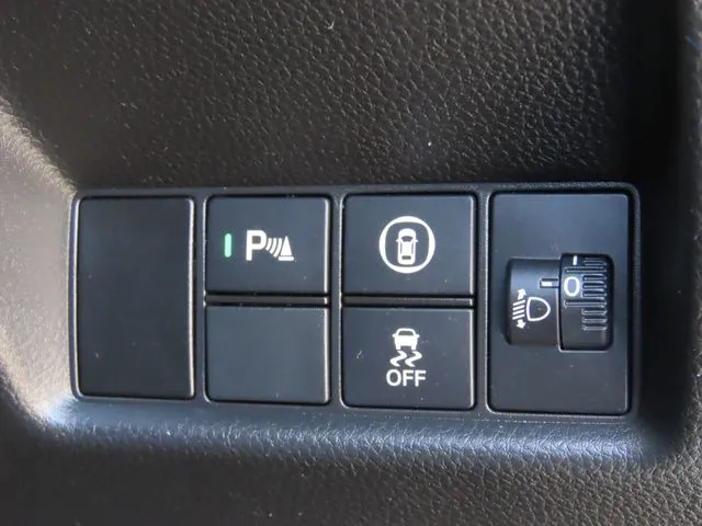 ホンダ　フィット　ｅ：ＨＥＶ