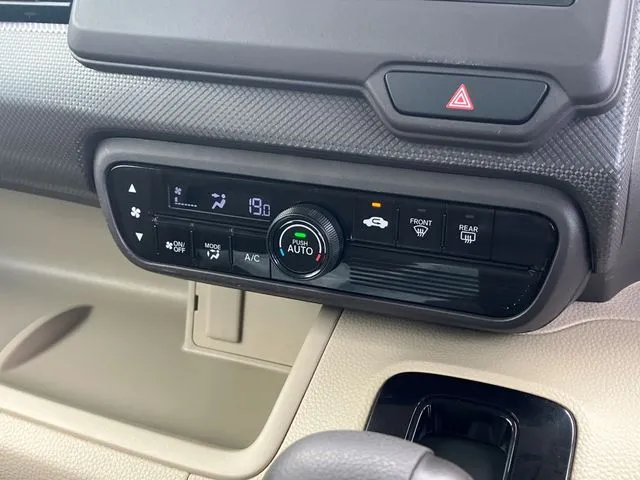 ホンダ　Ｎ　ＢＯＸ