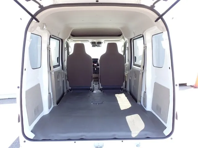 スズキ　エブリイバン