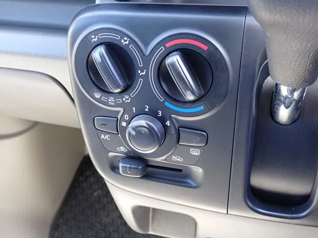 スズキ　エブリイバン