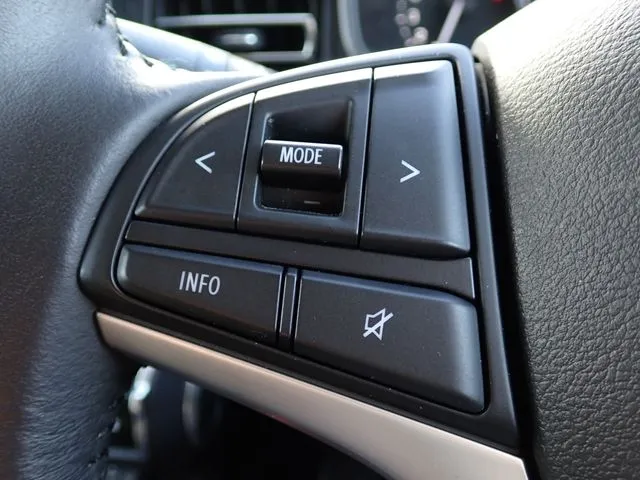 スズキ イグニス 4WD