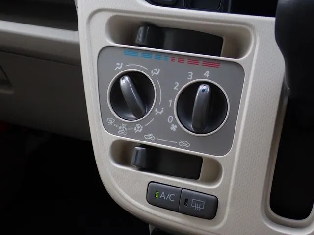 ダイハツ ムーヴ