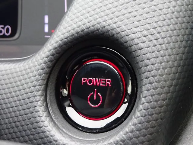 ホンダ　フィット　ｅ：ＨＥＶ