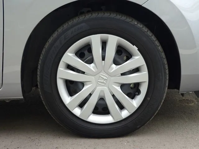 ホンダ　フィット　ｅ：ＨＥＶ